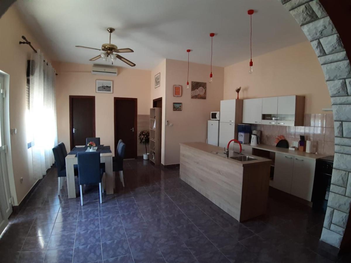 Apartment T&L Вир Екстериор снимка